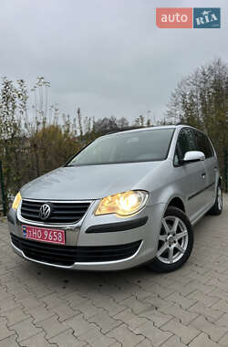 Минивэн Volkswagen Touran 2007 в Виннице