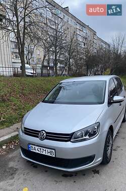 Мінівен Volkswagen Touran 2011 в Кропивницькому