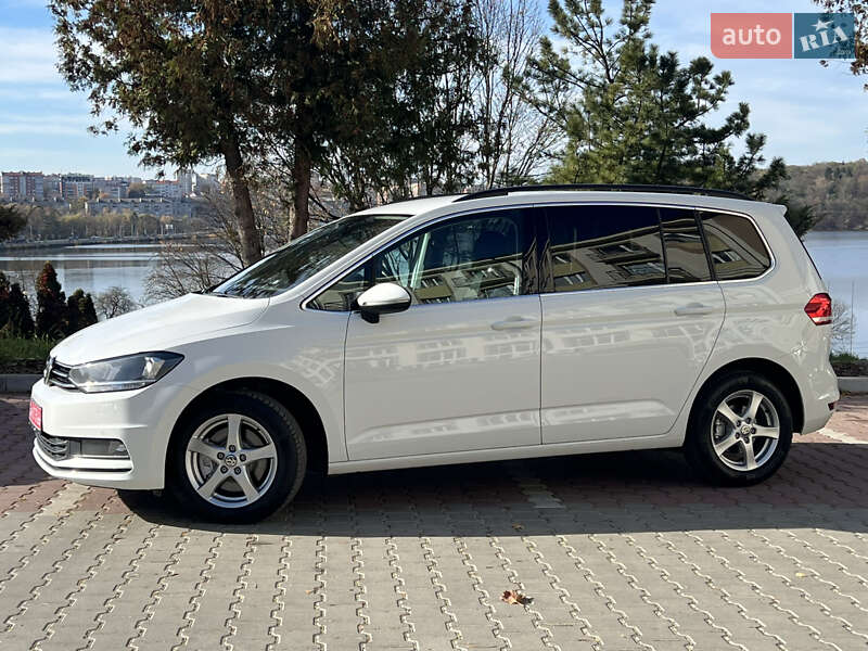 Микровэн Volkswagen Touran 2020 в Тернополе