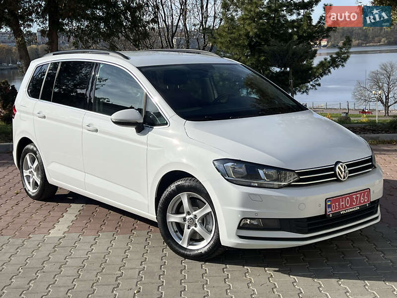 Микровэн Volkswagen Touran 2020 в Тернополе