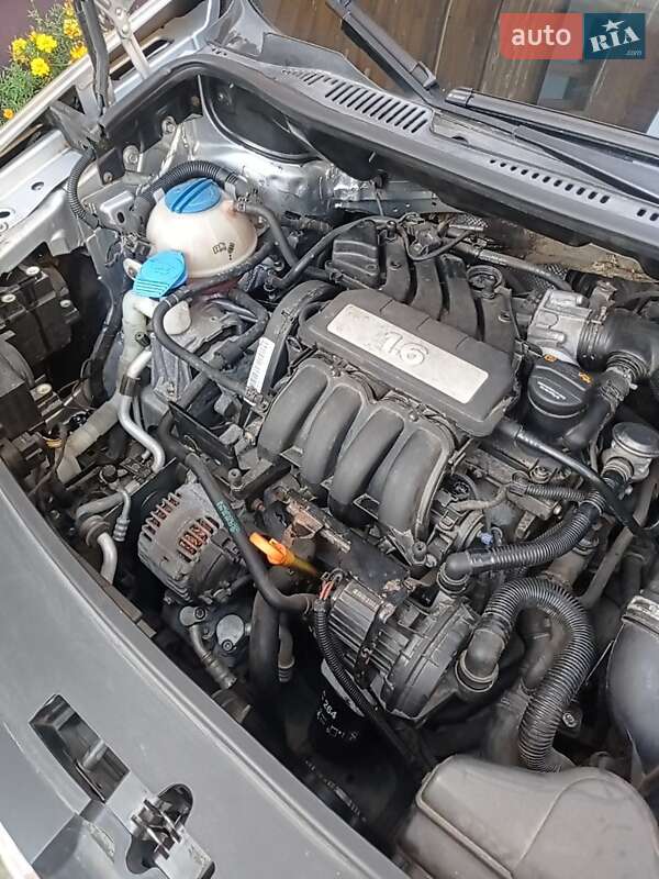 Мінівен Volkswagen Touran 2007 в Костопілі