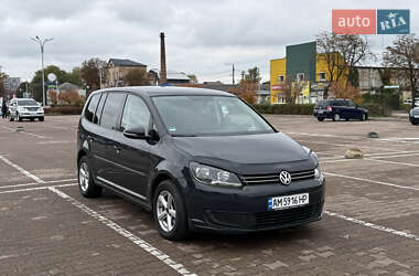Мінівен Volkswagen Touran 2015 в Житомирі