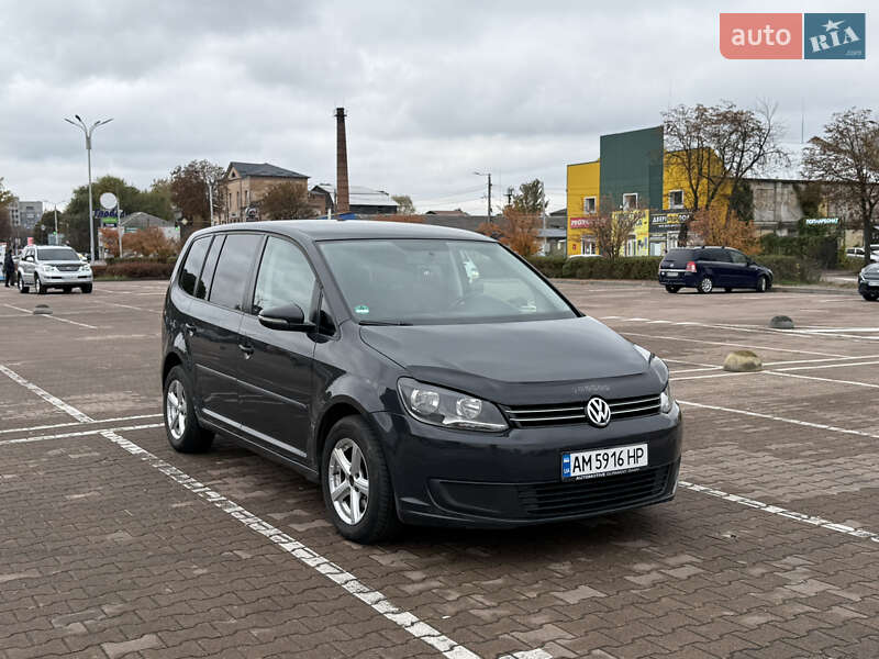 Минивэн Volkswagen Touran 2015 в Житомире фото Минивэн Volkswagen Touran 2015 в Житомире