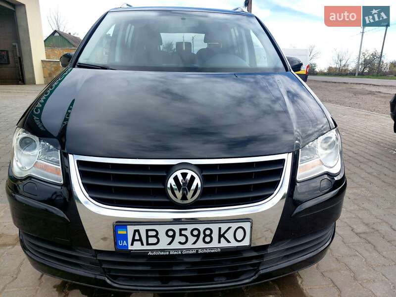 Мінівен Volkswagen Touran 2007 в Чернівцях фото 3 Мінівен Volkswagen Touran 2007 в Чернівцях