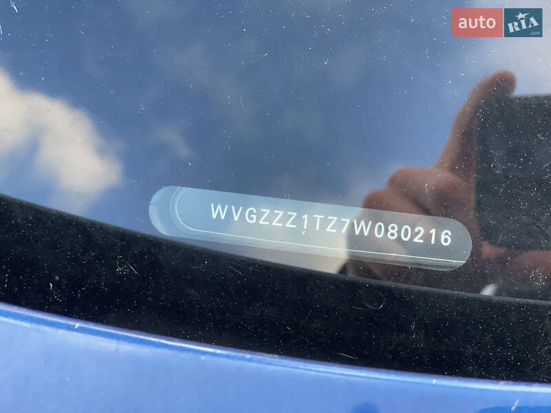 Минивэн Volkswagen Touran 2007 в Нововолынске