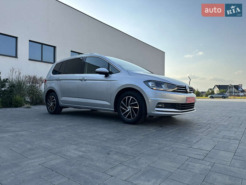 Микровэн Volkswagen Touran 2020 в Луцке