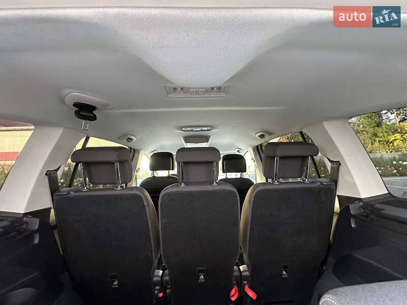 Микровэн Volkswagen Touran 2020 в Луцке