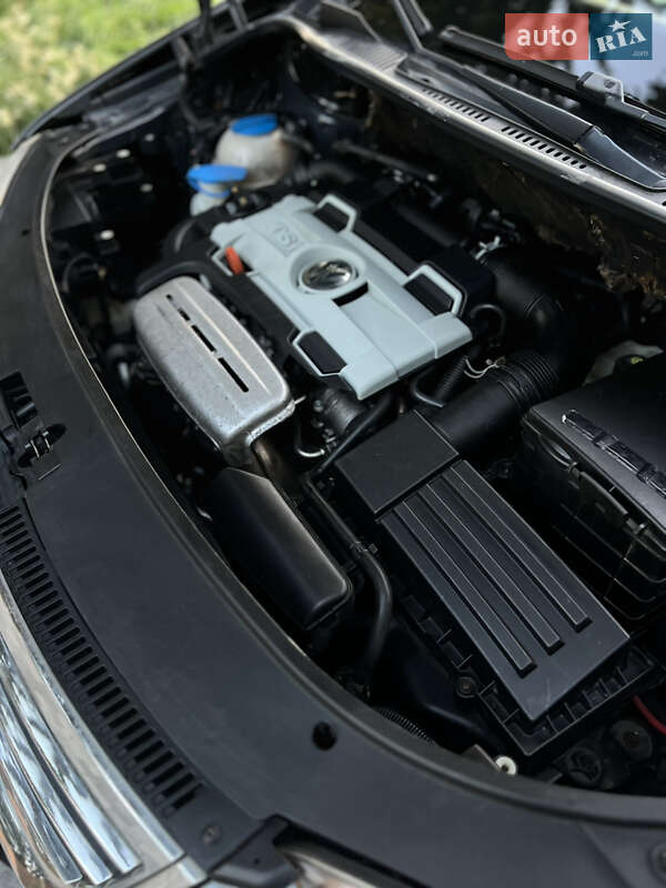 Минивэн Volkswagen Touran 2007 в Староконстантинове