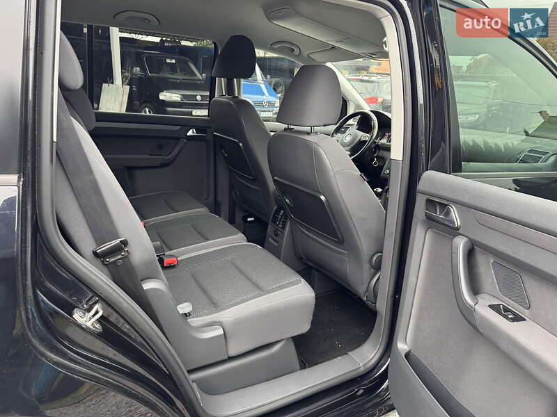 Минивэн Volkswagen Touran 2011 в Луцке фото 22 Минивэн Volkswagen Touran 2011 в Луцке