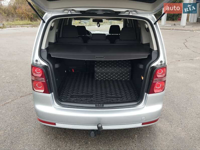 Минивэн Volkswagen Touran 2007 в Бердичеве