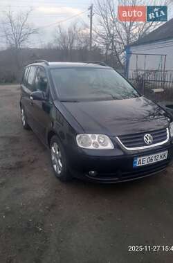Минивэн Volkswagen Touran 2006 в Кропивницком