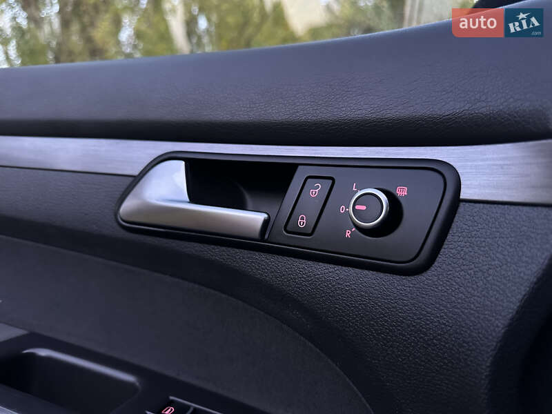 Минивэн Volkswagen Touran 2013 в Сарнах фото 34 Минивэн Volkswagen Touran 2013 в Сарнах