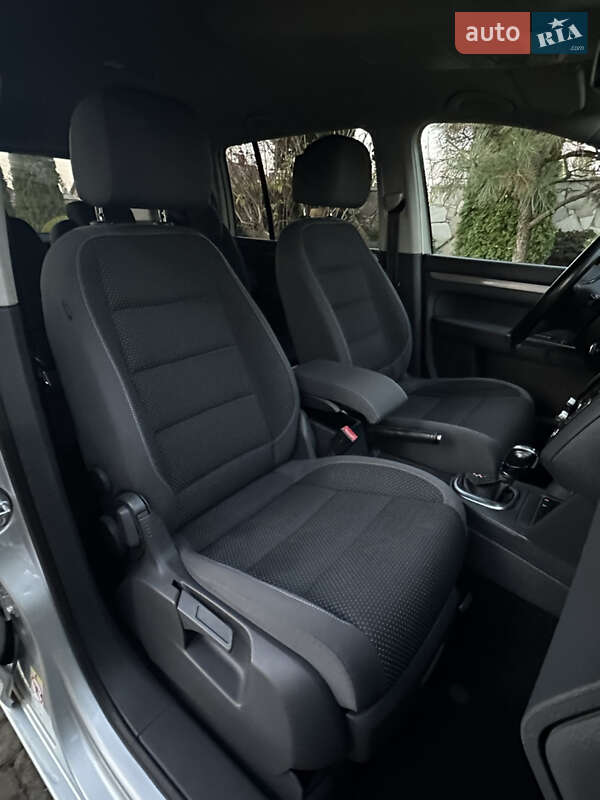 Минивэн Volkswagen Touran 2013 в Сарнах фото 46 Минивэн Volkswagen Touran 2013 в Сарнах