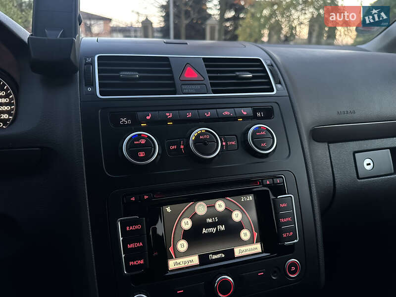 Минивэн Volkswagen Touran 2013 в Сарнах фото 49 Минивэн Volkswagen Touran 2013 в Сарнах