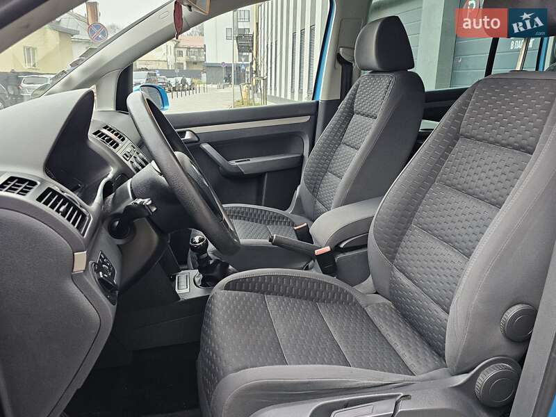 Минивэн Volkswagen Touran 2007 в Львове фото 15 Минивэн Volkswagen Touran 2007 в Львове