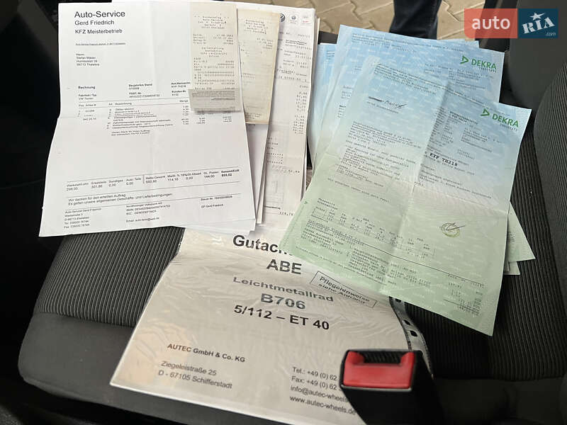 Минивэн Volkswagen Touran 2009 в Виннице