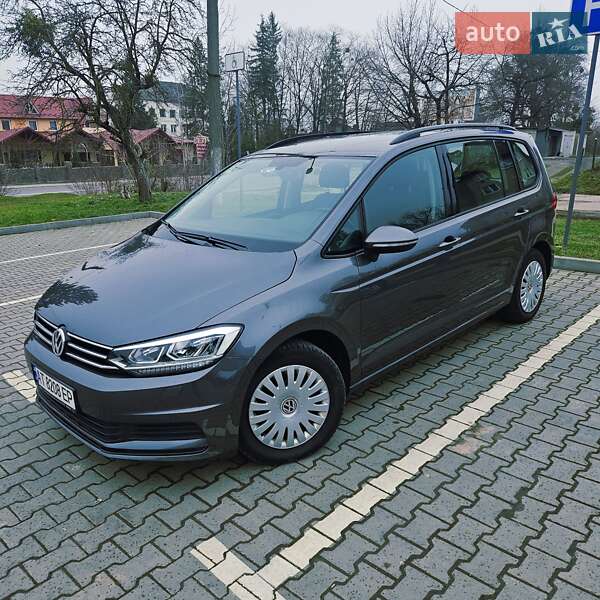 Микровэн Volkswagen Touran 2017 в Ивано-Франковске