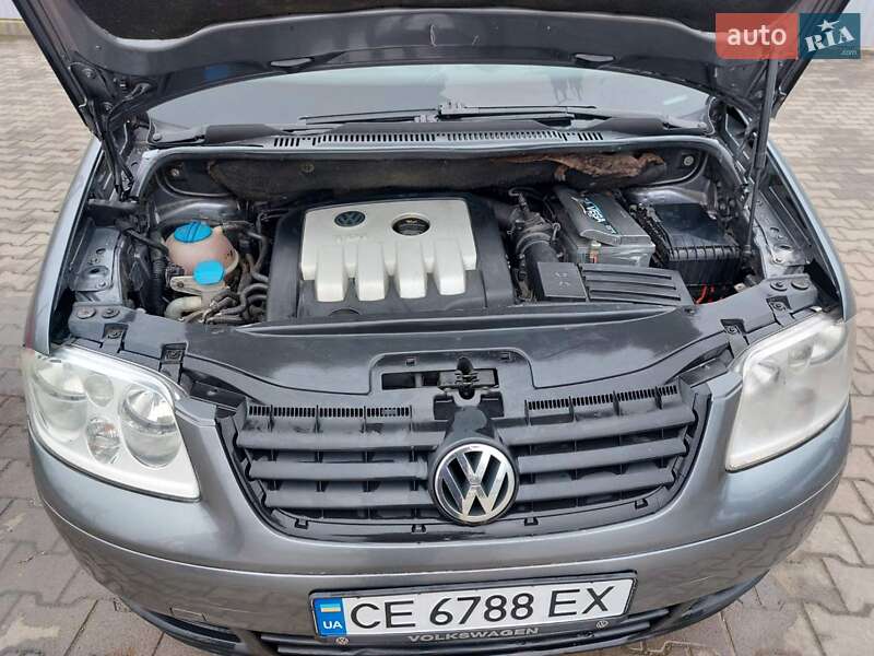 Мінівен Volkswagen Touran 2005 в Сторожинці фото 8 Мінівен Volkswagen Touran 2005 в Сторожинці