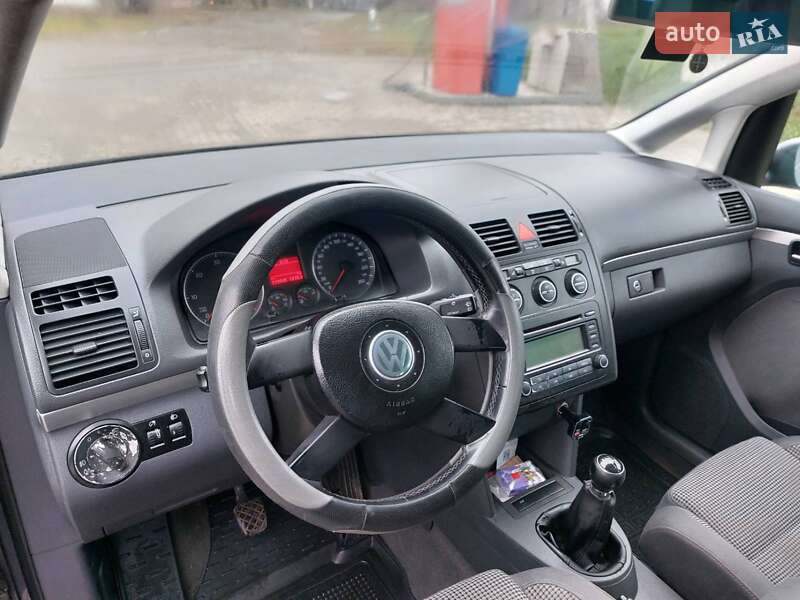 Мінівен Volkswagen Touran 2005 в Сторожинці фото 20 Мінівен Volkswagen Touran 2005 в Сторожинці
