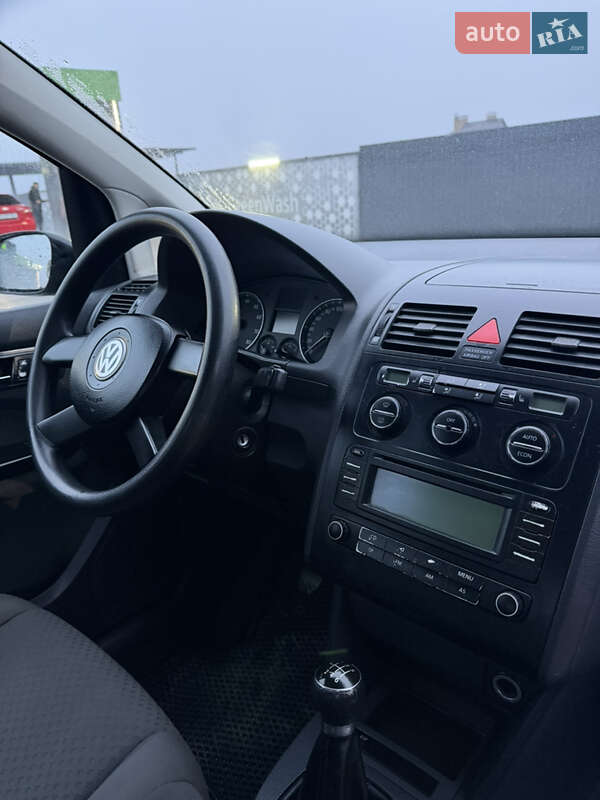 Минивэн Volkswagen Touran 2003 в Каменец-Подольском фото 16 Минивэн Volkswagen Touran 2003 в Каменец-Подольском