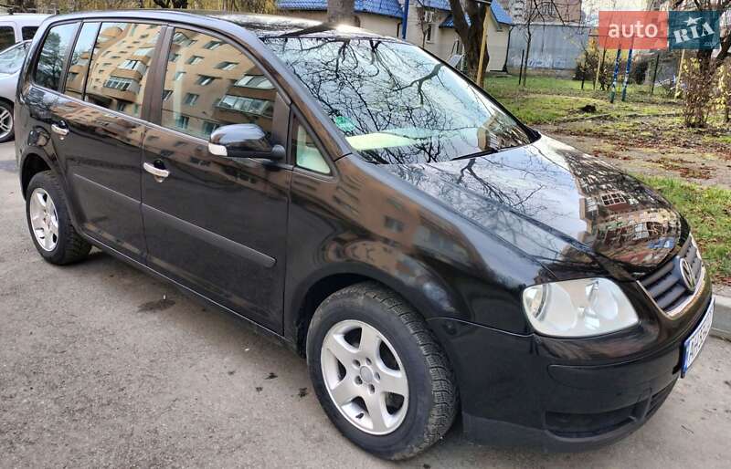 Volkswagen Touran 2004 Volkswagen Touran 2004