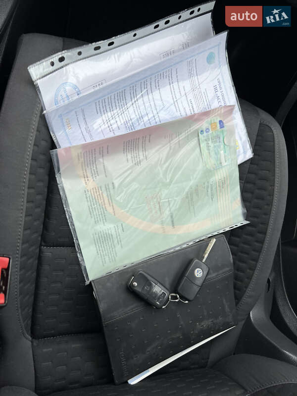 Минивэн Volkswagen Touran 2007 в Лубнах