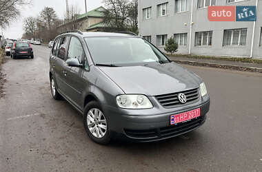 Мінівен Volkswagen Touran 2006 в Луцьку