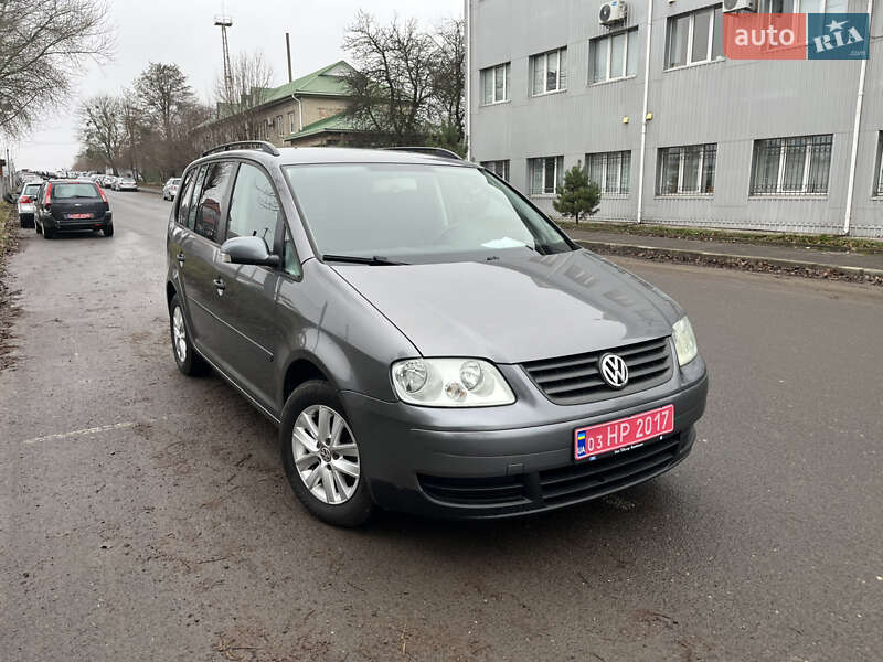 Минивэн Volkswagen Touran 2006 в Луцке фото Минивэн Volkswagen Touran 2006 в Луцке