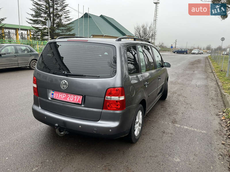 Минивэн Volkswagen Touran 2006 в Луцке фото 7 Минивэн Volkswagen Touran 2006 в Луцке