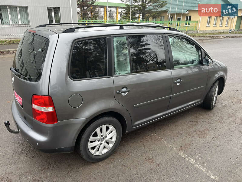 Минивэн Volkswagen Touran 2006 в Луцке фото 8 Минивэн Volkswagen Touran 2006 в Луцке