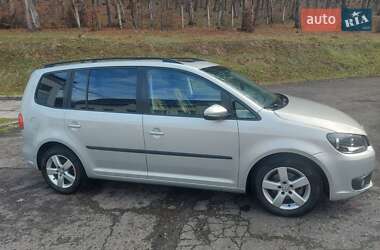 Минивэн Volkswagen Touran 2015 в Львове