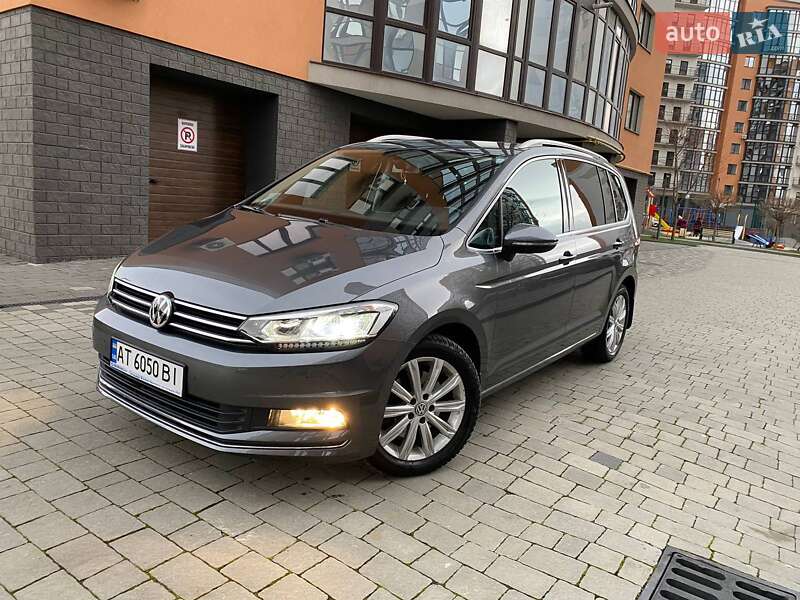 Микровэн Volkswagen Touran 2016 в Ивано-Франковске фото 5 Микровэн Volkswagen Touran 2016 в Ивано-Франковске