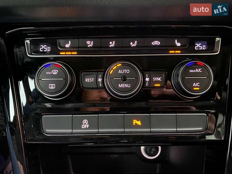 Микровэн Volkswagen Touran 2016 в Ивано-Франковске фото 51 Микровэн Volkswagen Touran 2016 в Ивано-Франковске