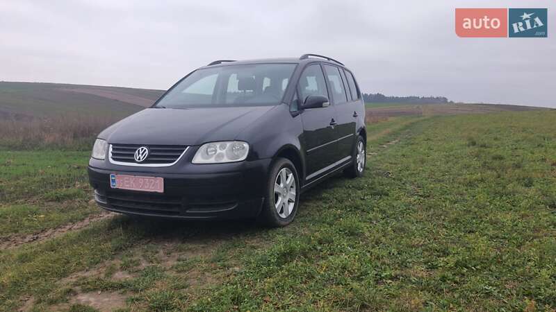 Минивэн Volkswagen Touran 2006 в Ровно