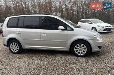 Мінівен Volkswagen Touran 2009 в Полтаві