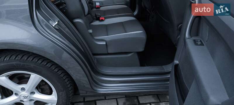 Минивэн Volkswagen Touran 2013 в Мукачево фото 19 Минивэн Volkswagen Touran 2013 в Мукачево