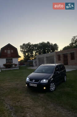 Минивэн Volkswagen Touran 2004 в Заболотове