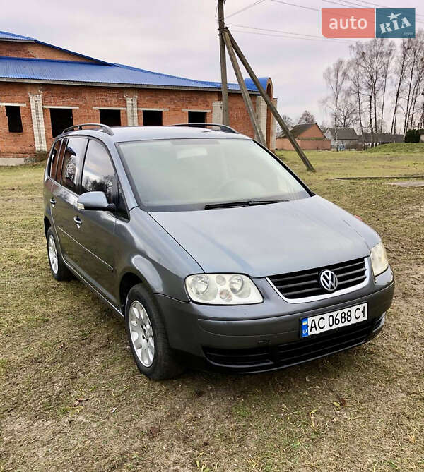 Минивэн Volkswagen Touran 2004 в Ковеле