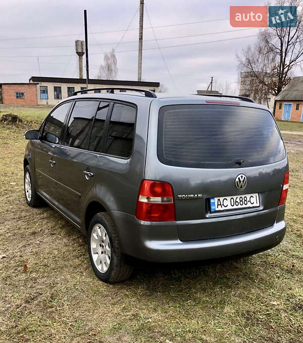 Минивэн Volkswagen Touran 2004 в Ковеле