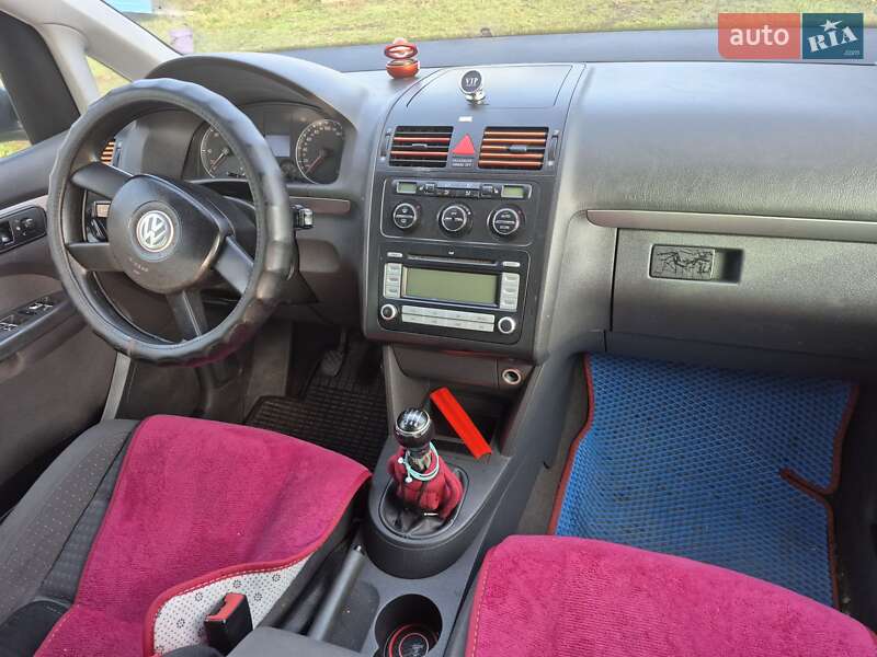 Volkswagen Touran 2004