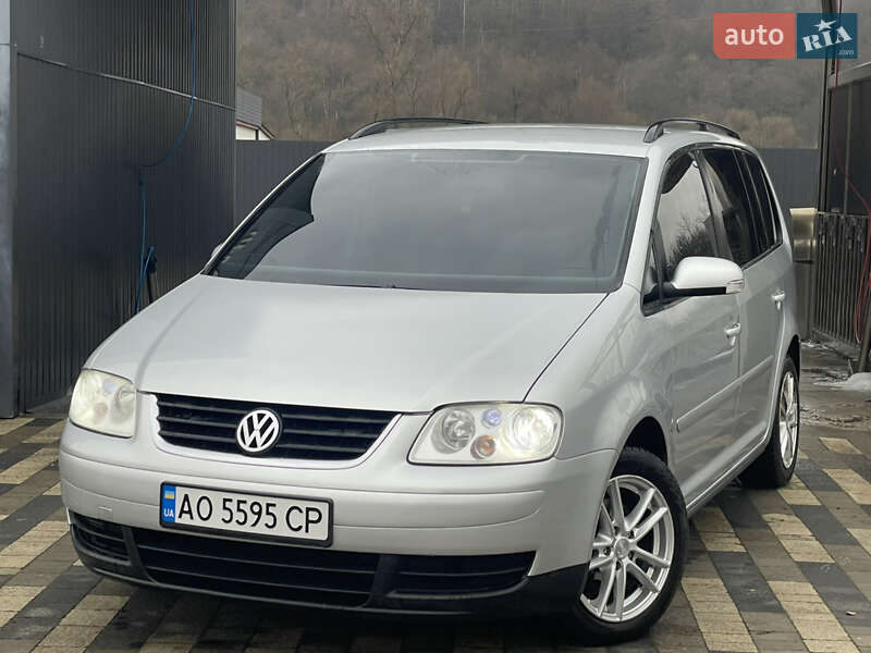 Volkswagen Touran 2003