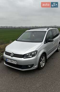 Мінівен Volkswagen Touran 2012 в Каневі