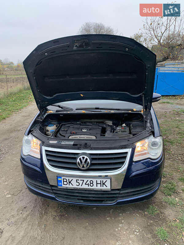 Минивэн Volkswagen Touran 2010 в Немирове фото 10 Минивэн Volkswagen Touran 2010 в Немирове