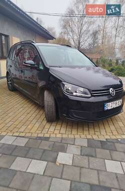 Минивэн Volkswagen Touran 2011 в Полтаве