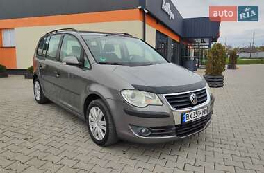 Мінівен Volkswagen Touran 2007 в Новій Ушиці