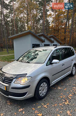 Минивэн Volkswagen Touran 2007 в Ковеле