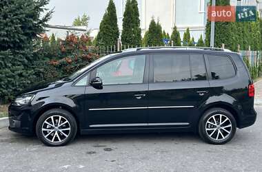 Минивэн Volkswagen Touran 2011 в Киеве
