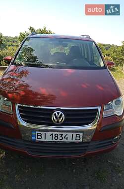 Минивэн Volkswagen Touran 2009 в Полтаве