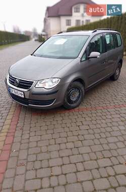 Мінівен Volkswagen Touran 2008 в Дунаївцях