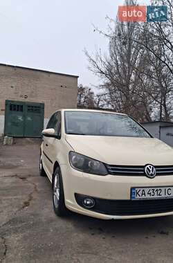 Минивэн Volkswagen Touran 2015 в Киеве